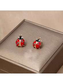 可爱的瓢虫耳钉，精致的昆虫主题珠宝，俏皮迷人的夏季配饰 - 紅色 - 查看 3