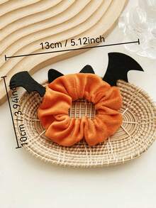 1 szt. gumek do włosów na Halloween z uroczymi akcentami nietoperza i pająka, modne gumki do włosów z materiału Y2K, fantazyjne gumki w kreskówkowym stylu dla kobiet - świąteczne akcesoria do włosów na imprezy