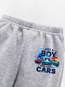 幼儿汽车印花保暖圆领运动衫和裤子套装