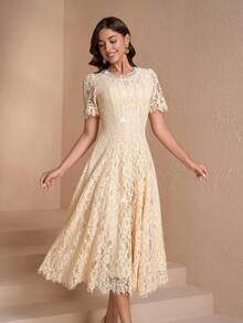 优雅圆领修身女士奢华连衣裙，迷人性感，适合派对穿着 - 淡黃色 - 查看 5