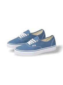 Vans UA Authentic 男女款海军蓝运动鞋，经典低帮帆布鞋面，纯色设计，柔软舒适，系带款式，用途广泛，适合上学、滑板、训练和 CrossFit 等活动。 - 海軍 - 查看 2