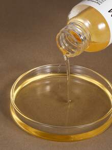 MOOYAM 深层保湿滋润 100ml 荷荷巴油 天然亮泽增强剂 轻盈保湿霜 柔肤护理 多用途油 适用于面部 头发 身体 时尚美容精选 美容精油 - 棕色 - 查看 8