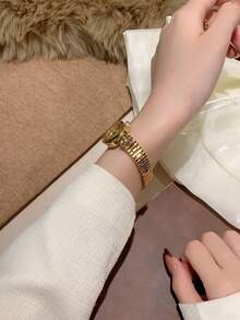 SUNLIFEX NEW Women's Minimalist Oval Bracelet Style Gold /Silver Roman Numerals Elegant Business Quartz Wrist Watch, Versatile For Daily Watches Party Daily Wear Gift For Women Valentine's Day Gift - one-size - View 3