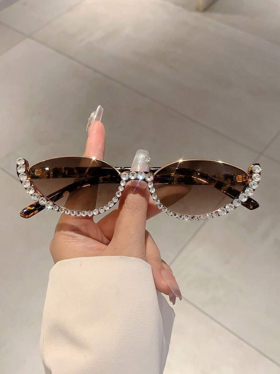1 Pair Women's Cat Eye Minimalist Fashion Glasses, Rhinestone Decor, Cat Eye Shape - C2 Leopard Print Frame Double Tea, Rhinestone - View 1