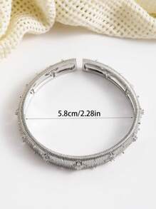 1pc High-Quality Vintage-Style Textured Snowflake Crafted Gold-Plated Bangle Bracelet With Rhinestones, Dual-Tone Regal Retro Luxurious Open Cuff Bracelet For Women, Suitable As A Festival Gift