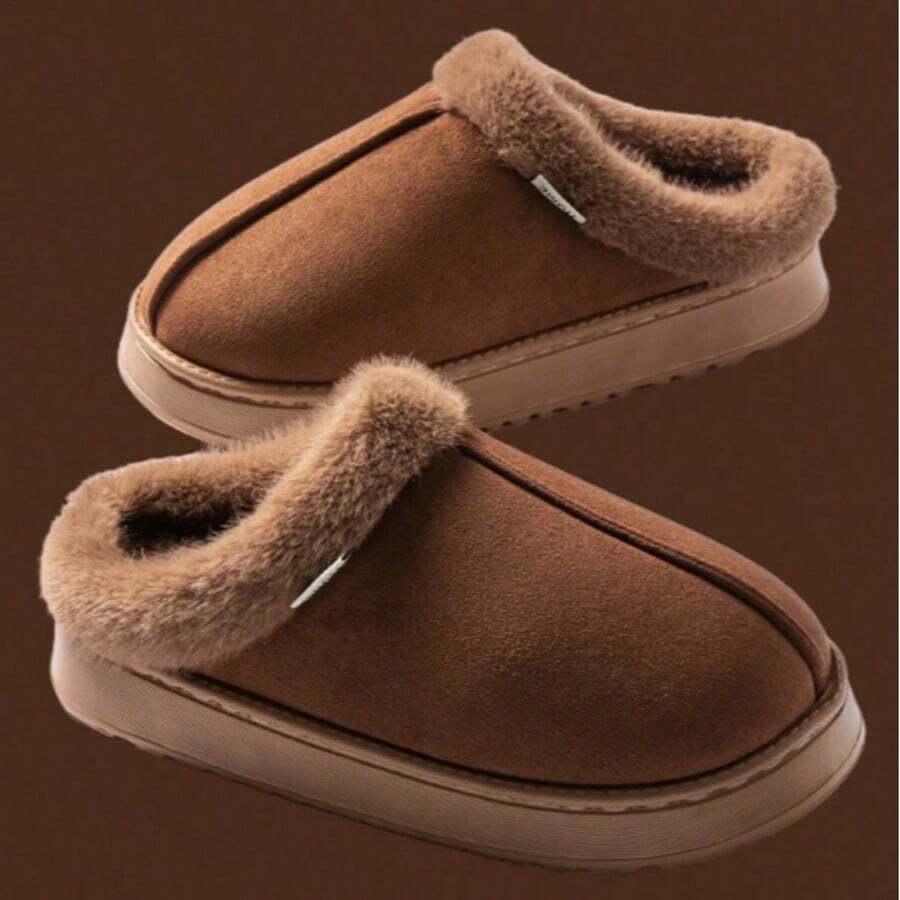 女士短靴蓬松咖啡色拖鞋，温暖舒适。内衬和鞋领采用柔软羊毛，加厚鞋底，防滑设计。男女通用，室内外均可穿着。