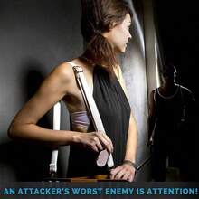 Pink Portable Self-Defense Alarm Keychain! USB Charging+130dB Alarm+LED Light, SOS Function Suitable For Women, Children, Elderly Runners, Essential For Wolf Protection