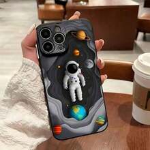 Astronaut And Space Themed Phone Case Designed With Stunning Interstellar Imagery Compatible With IPhone 16 15 14 13 12 And 11 Pro Models And Made Of TPU Protective Material Perfect For Space Enthusiasts Family Friends And Creative Minds On Birthdays Holidays Or Any Special Occasion - 黑色 - 查看 4