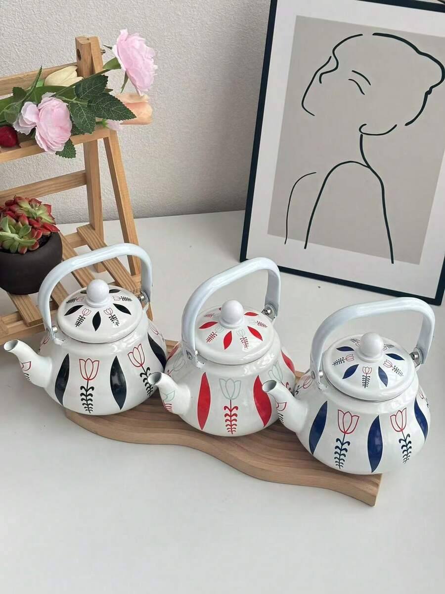 一套郁金香造型的咖啡壶、茶壶和咖啡机——非常适合家用厨房冲泡咖啡和阿拉伯风味饮品，也适合户外露营和雪地探险。这款便携式咖啡套装是馈赠亲朋好友的绝佳礼物。 - Tulip flowers - 查看 1