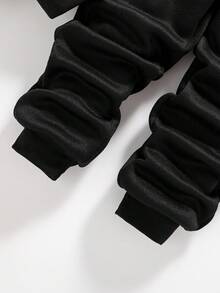 Conjunto de sudadera y pantalón de chándal con estampado de dibujos animados para niños pequeños - Negro - Ver 7