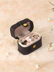 1 件，便携式迷你戒指盒，女士珠宝盒，PU 皮革项链珠宝展示盒，简易家居珠宝收纳盒，旅行收纳盒，精致迷你，耳环，珠宝，收纳盒，耳环，收纳盒，耳环，戒指，项链，手链收纳盒，返校必备品，难忘的节日礼物，伴娘礼物，迷你展示收纳盒，礼品包装盒，旅行必需品，母亲节礼物