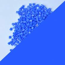 500 pezzi/confezione, perline forate da 5 mm, confezione supplementare per la realizzazione di gioielli, puzzle di perline forate, artigianato creativo, fai-da-te per gioielli, puzzle in massa, imballaggio di assemblaggio, adatto per bambini di età superiore ai 5 anni per realizzare opere d'arte a mano.
