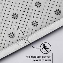 1/2/3 Pcs Merry Christmas Red Truck, Christmas Tree, Santa Claus, Snowman, Deer, Dog, Pig And Cow, Black And White Lattice Background "Merry Christmas" Cartoon Style Flannel Soft Kitchen Rugs Non Slip Washable, Throw Rug, Anti-Fatigue Non-Skid Runner