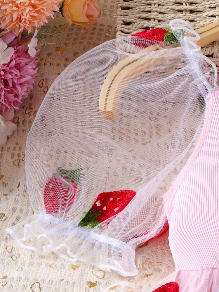 Vestido casual de moda para niñas jóvenes con mangas abullonadas de malla y estampado lindo de fresa, para primavera/verano - Rosa - Añade 5