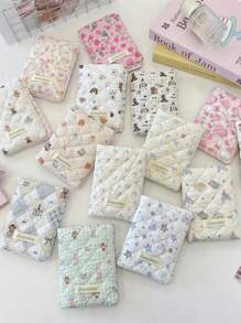 1 件可爱图案印花绗缝女孩旅行护照包、女士护照夹、护照套、文件存储保护套、卡包、钱包、多功能手提包、柔软面料可容纳护照、银行卡、登机牌、身份证、钞票，适用于旅行、度假、节日、送给朋友的生日礼物、伴娘礼物、妈妈礼物、教师礼物、情人节礼物、旅行必需品、邮轮必需品、宿舍必需品 - 彩色 - 查看 1