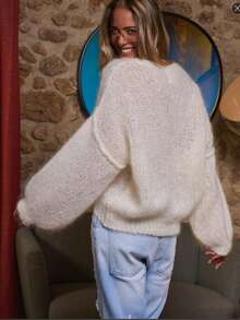 Plus Size Women Sweater - Loose Fit V-Neck Solid Color Casual Knitted Pullover, Slouchy Minimalist Plus Size Knit Sweater For Women, Autumn/Winter - 白色 - 查看 4