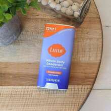 Lume Whole Body Deodorant - Invisible Cream Tube And Solid Stick - 72 Hour Odor Control - Aluminum Free, Baking Soda Free, Skin Loving - 30 Ounce Tube And 26 Ounce Solid Stick Bundle (Vanilla Bliss) - Soft Powder - 查看 6