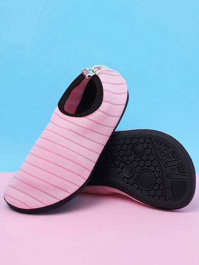 1 par de calçados aquáticos infantis, calçados aquáticos/de ioga para atividades ao ar livre, calçados de praia/treinamento respiráveis e antiderrapantes, verão