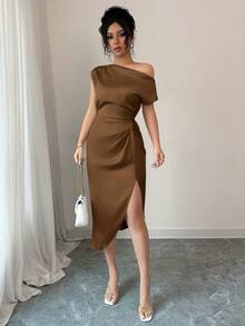 abyoxi Brown Elegant Asymmetric Neckline Waist Handmade Ruched Satin Dress, Suitable For Dates, Birthday Parties, Weddings, Homecoming, New Women's Fashion