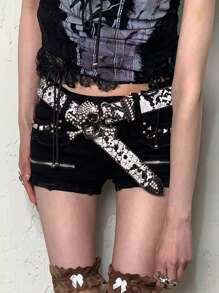 1 件水钻腰带全对比，水钻水钻亮片镶嵌骷髅腰带，适合女士 - 西部牛仔风格，时尚字母图案朋克哥特街头朋克风格闪亮皮革十字架装饰 Y2K 水钻水钻腰带女士日常休闲外出装，派对，舞会，闪亮装饰，外出，送给女友和家人的礼物，秋季，万圣节