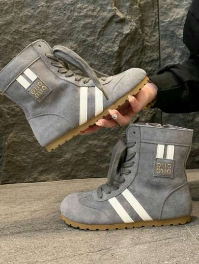 Women's Boots, Flat Casual Sports Petite Lace-Up Boots Ankle Boots High-Top German Training Shoes, New Autumn/Winter Boots, Student Outdoor Boots