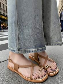 Women's Flat Sandals, Metallic Elegant Party Vacation Avant-Garde Fashion Basic Casual Beach Cute Fairy Wedding Outdoor Sexy Chinese Style Gorgeous Street Cute Comfortable PVC Women's Sandals With Buckle Criss-Cross Flat Sandals For Beach, Holiday, Wedding, School, Office, Home, Outdoor, Summer