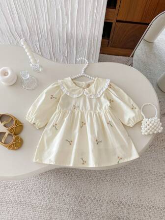 1 件女婴户外休闲彼得潘领长袖刺绣花朵公主宽松连衣裙，适合春秋季