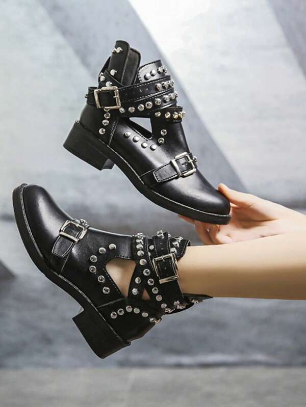 Botas cortas de plataforma gruesa con remaches de estilo europeo y americano para mujer, negro, impermeables y antideslizantes, de estilo vintage británico con puntera redonda, tipo motocicleta y romana, perfectas para usar con vestidos blancos. Botas cortas con hebilla y remaches de punta redonda para mujer, con tacón de bloque. Botas impermeable, cómodas y de moda casual negras.