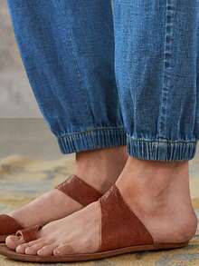 四季新款简约优雅气质高街女直筒牛仔裤水洗纯色裤脚抽绳裤