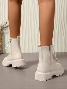 2025秋冬新款女鞋保暖女靴时尚百搭休闲女鞋真皮踝靴平底短靴系带侧拉链女靴经典款靴子