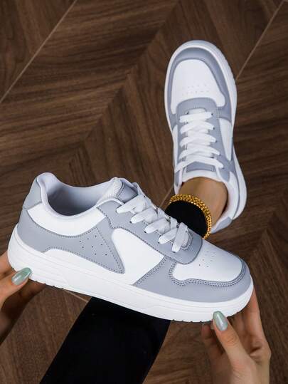 经典圆头休闲运动鞋，时尚简约设计，厚底，系带，适合校园和运动场合，舒适透气，粉白配色，秋冬款