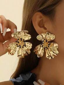 1 Pair Fashionable Exaggerated European & American Metallic Floral Rhinestone Earrings, Elegant Luxury High-End Gold Tone Stud Earrings Suitable For Women's Banquet, Party, Wedding, Holiday Gift - Flower Earrings - View 14