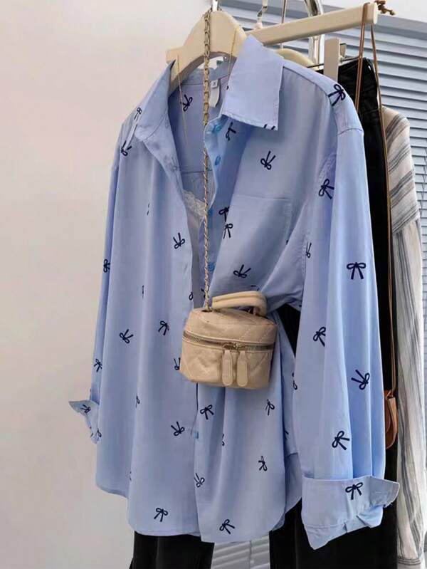 Camisa suelta y casual de mujer con bordado de mariposa estilo Y2K, impresa en azul, adecuada para principios de otoño, primavera, verano, fiestas del té, festivales diarios, cumpleaños y fiestas