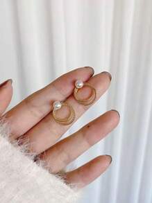1 Pair Vintage Elegant Baroque Pearl Metal Double Circle C-Shape Open Hoop Earrings