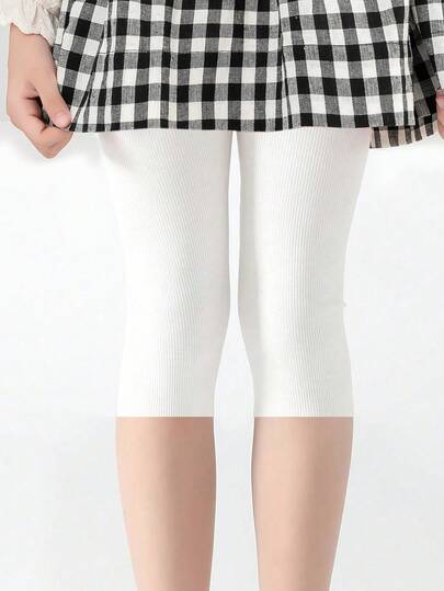 1pc Kids Solid Color Vertical Stripe Print Cropped Leggings