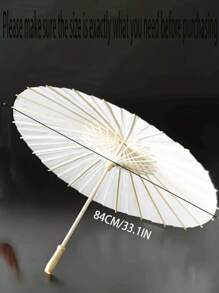 1 bucată de umbrelă albă din hârtie uleiată - o umbrelă elegantă de soare, potrivită pentru diverse nunți, petreceri și recuzită foto. Este ușoară și portabilă, perfectă pentru decorarea ceremoniei de absolvire.