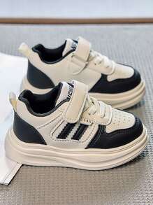 3-8 Years Old Kids' Black & White Digital Print Sports Shoes, Children's Casual Sneakers With Vibe! Convenient Hook And Loop Design For Easy On/Off