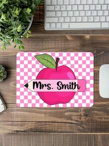 1 قطعة لوحة فأرة معلم مخصصة بتصميم PNG رجعي، لوحة فأرة بطباعة حرارية، غلاف تقدير المعلم، اسم معلم مخصص PNG، فيونكة قلم رصاص وردي، هدية معلم مخصصة، إطار اسم مقسوم بقلم رصاص، طباعة تفاحة PNG، هدايا العودة إلى المدرسة، لوازم مدرسية