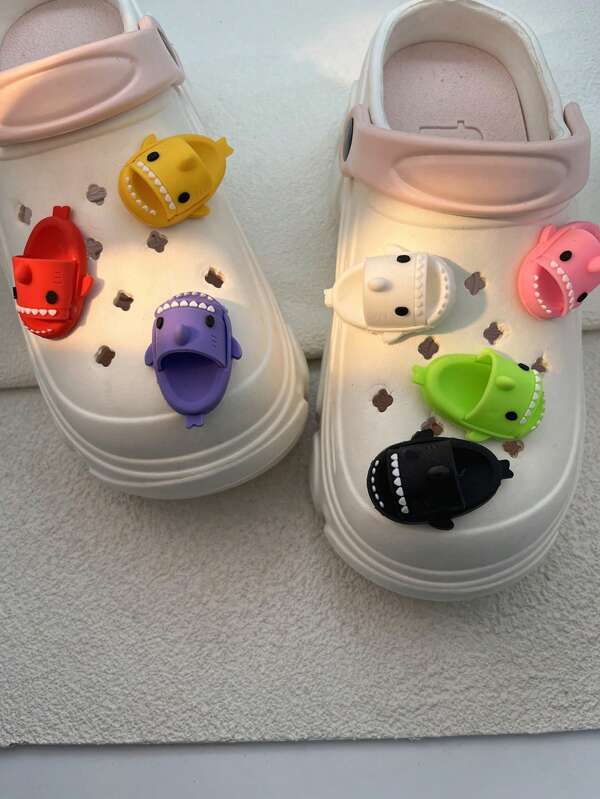 7 piezas Decoraciones de zapatos 3D en miniatura de tiburón de dibujos animados, adecuadas para zapatos de jardín, sandalias, zuecos, regalos de cumpleaños y festividades