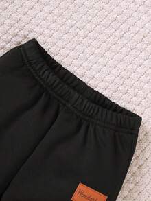 2 件套幼儿男童条纹领长袖上衣和休闲裤，适合秋冬季日常穿着 - 黑色 - 查看 6