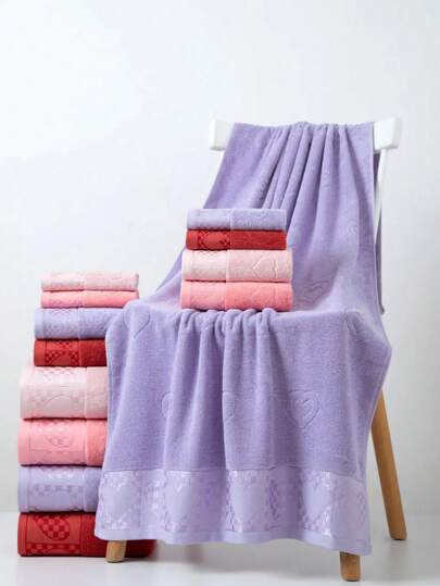 1pc Bath Towel, Multiple Colors, Minimalist Jacquard Heart Pattern, Rectangular 70*140cm For Adults, Men & Women, Swimming, Bathing, Drying; Or 34*74cm Hand Towel, 34*34cm Handkerchief, Quick Dry, Absorbent, Soft, Suitable For Bathroom, Kitchen, Travel, Holiday Gifts, Gym, Beach, Hotel, Salon, Outdoor Shower Towels For Beaty Salon, Hotel Sports,Home Essentials, Towel, Skin Care