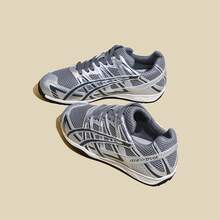 Women Hiking & Trekking Shoes - 香檳色 - 查看 5