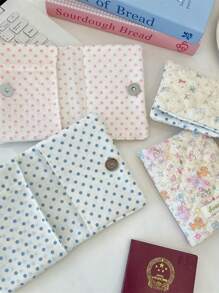 1 件可爱图案印花绗缝女孩旅行护照包、女士护照夹、护照套、文件存储保护套、卡包、钱包、多功能手提包、柔软面料可容纳护照、银行卡、登机牌、身份证、钞票，适用于旅行、度假、节日、送给朋友的生日礼物、伴娘礼物、妈妈礼物、教师礼物、情人节礼物、旅行必需品、邮轮必需品、宿舍必需品 - 彩色 - 查看 7