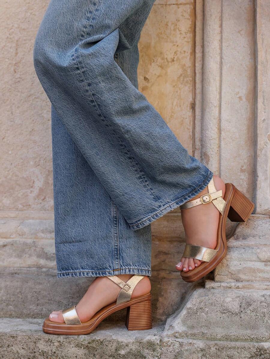 Mid-Heel Sandal With Buckle Strap For Daily Wear - Gold - View 1