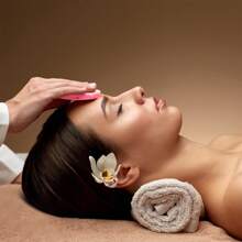 5pcs Pink Heart Shaped Compressed Facial Cleansing Sponges, Wood Pulp Fiber Expandable, Face Cleaning Makeup Puff, Suitable As Valentine's Day Gift For Girlfriend - Pink - View 5