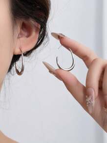 Elegant Stainless Steel Hollow Water Drop Design Hoop Earrings, Suitable For Women Casual Wear