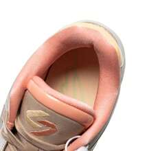 Nike Luka 4 (GS) 篮球鞋，轻质缓震，适合青少年，适合塑料场地和训练，IO0201-100