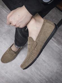 2025 New Men's Casual Solid Color Loafers, Slip-On Penny Loafers With Fashionable Buckle Decor On Uppers, Soft Sole Comfortable And Lightweight, Suitable For Daily Wear - Khaki - View 3