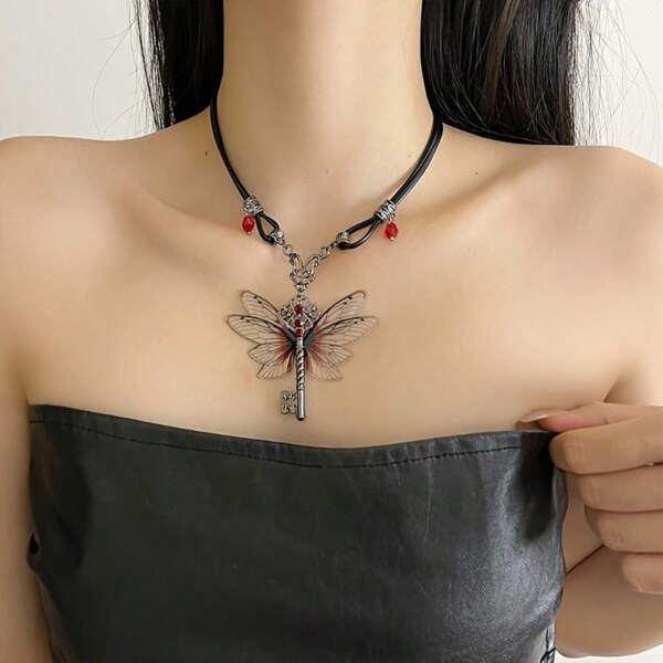 1pc Butterfly Wing Key Pendant Necklace - Niche Fashionable Women'S Necklace, Valentine'S Day/ Easter/ Birthday Gift, Light Luxury Jewelry