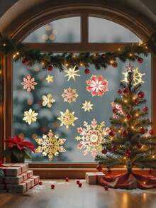 Un conjunto de 9 nuevos adhesivos navideños dorados 3D con copos de nieve brillantes para ventanas, con diversos patrones 3D de copos de nieve brillantes con estampado en frío que se pueden combinar libremente en bricolaje. Son adecuados para adhesivos navideños para ventanas y adhesivos para vidrio.